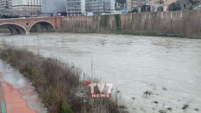 FIUMI IN PIENA (1)