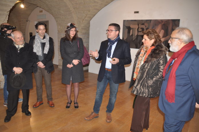 MOSTRA DONNEDSC_0046