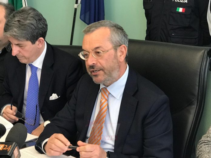 OMICIDIO NIZZA CONFERENZA PROCURA (9)