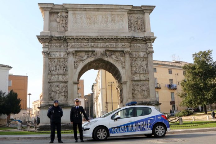 ARCO TRAIANO RIPULITO