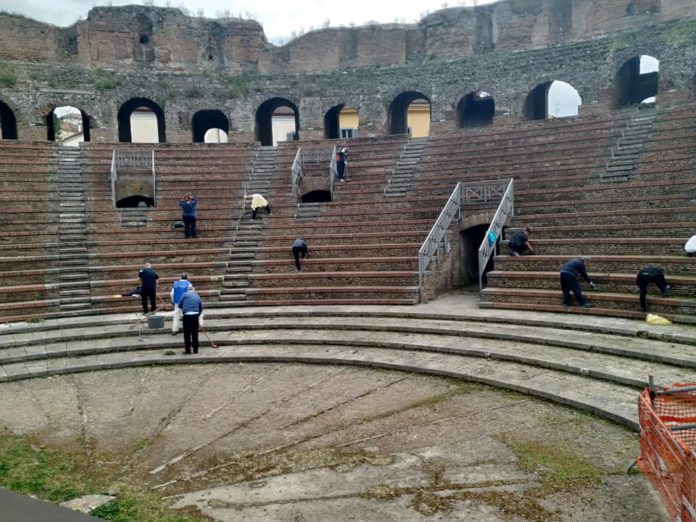 TEATRO ROMANO PULIZIA 10