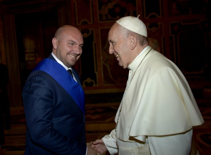 DOMENICO PARISI CON IL SANTO PADRE IN UDIENZA AL VATICANO