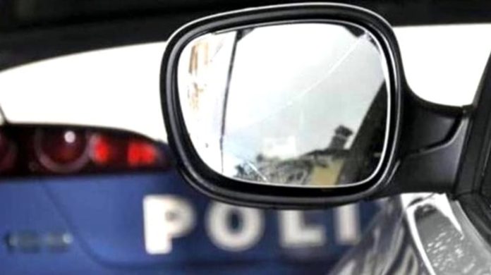 POLIZIA TRUFFA SPECCHIETTO