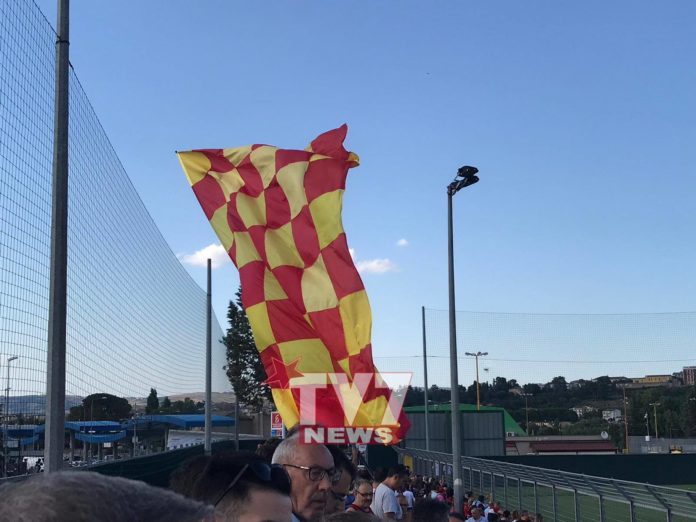 Benevento 2019 2020 tifosi 7