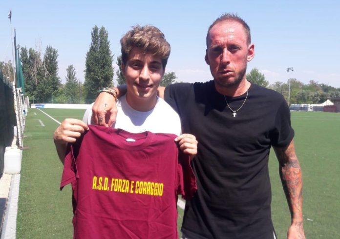 forza e coraggio Antonio Grasso con il D.s. Luigi Magliulo