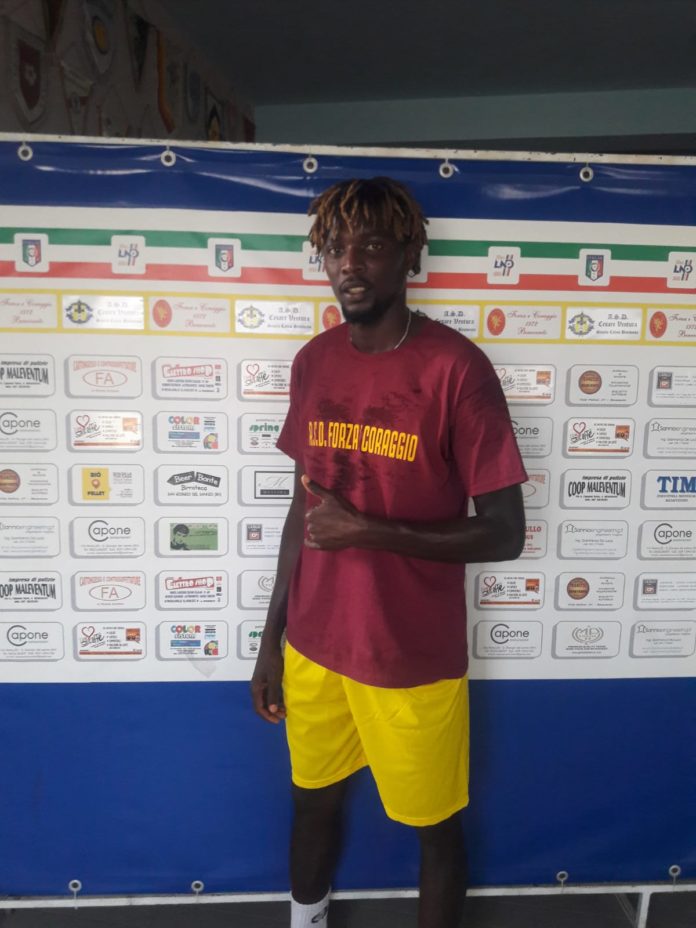 Mohamed Jallow, Forza e Coraggio