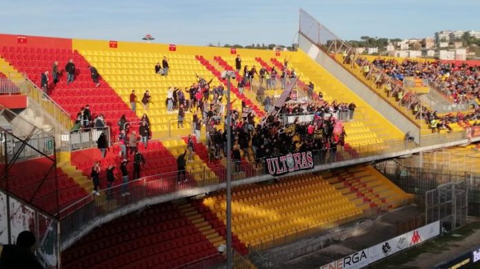 CROTONE TIFOSI
