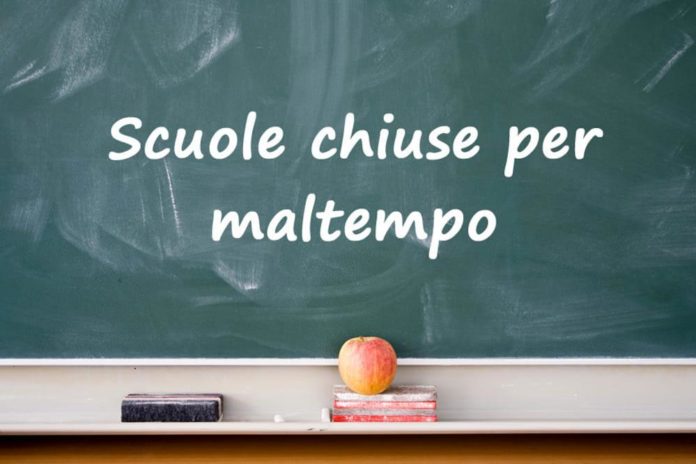SCUOLA CHIUSA