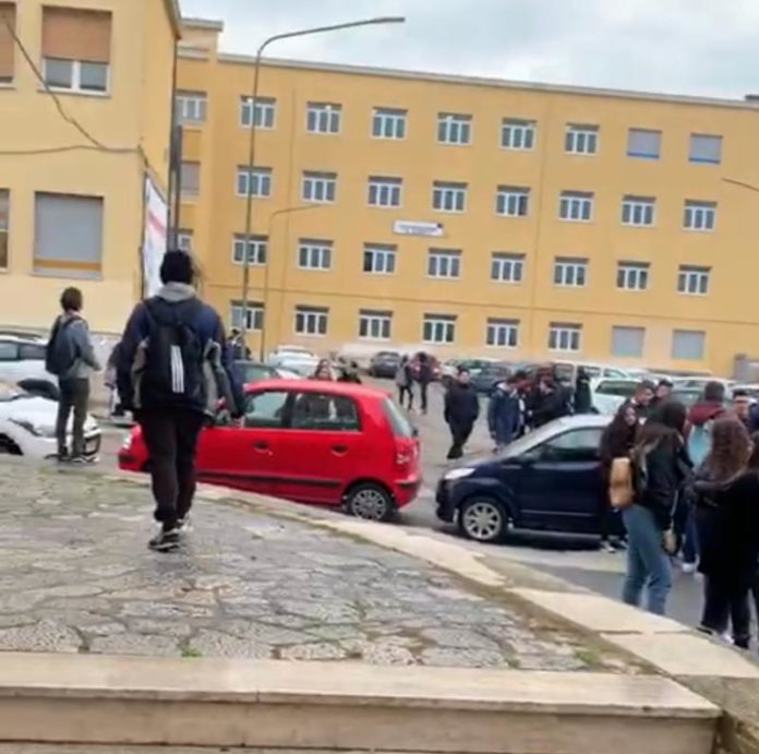 Scuola 4