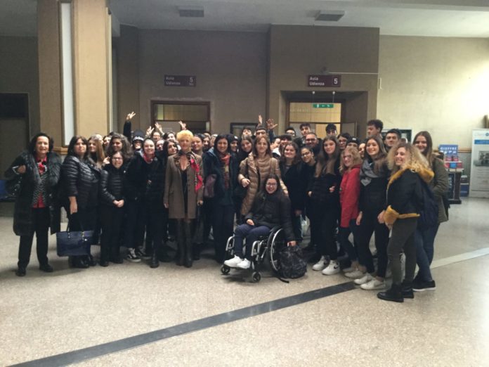 Studenti al Tribunale