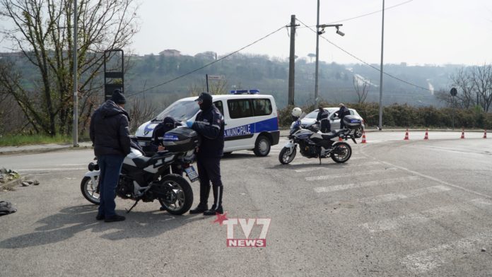 VIGILI URBANI POSTO DI BLOCCO MARZO 2020 (3)