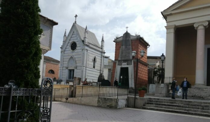 CIMITERO APERTURA CORONAVIRUS 29-10-20 (2)