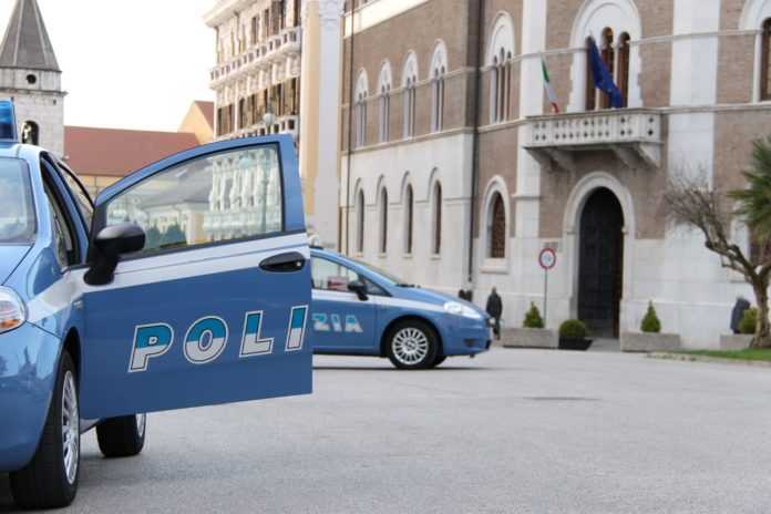 POLIZIA 1