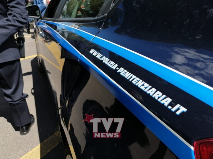 SAN PIO DONAZIONE MASCHERE POLIZIA PENITENZIARIA 7-5-20 (10)