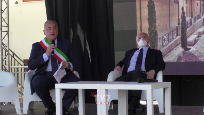 PAGO VEIANO DE LUCA POSA PRIMA PIETRA (24)
