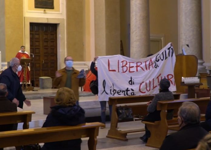 Protesta Madonna delle Grazie 3