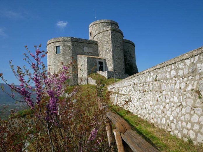 Montesarchio Castello