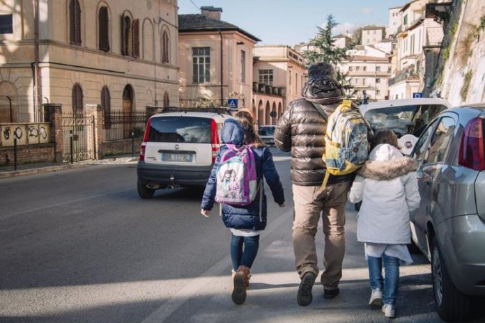 scuola_genitori_zaino_fg