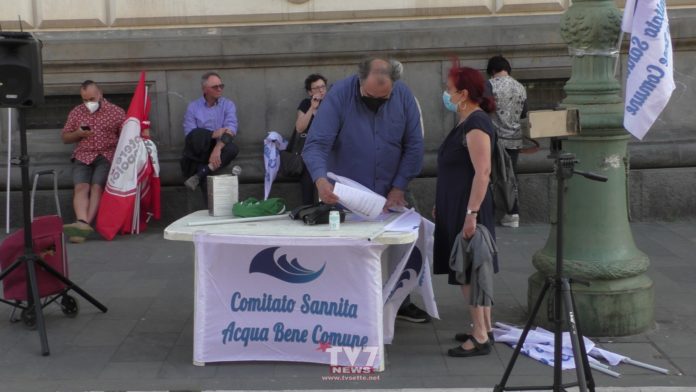 ACQUA PROTESTA SOTTO PREFETTURA 4-6-21 (2)
