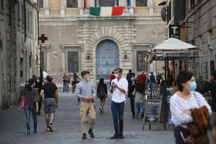 coronavirus_roma_tavolini_fg