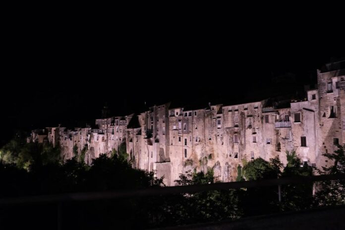 S.Agata COSTONE ILLUMINATO2