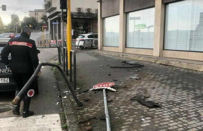 INCIDENTE VIA POSILLIPO (7)