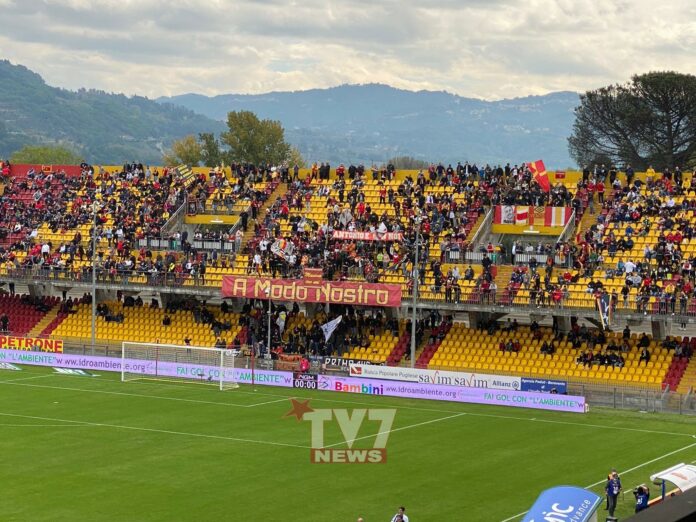 TIFOSI BENEVENTO 2