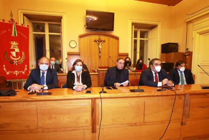 benevento comune riunione di maggioranza (foto saverio minicozzi