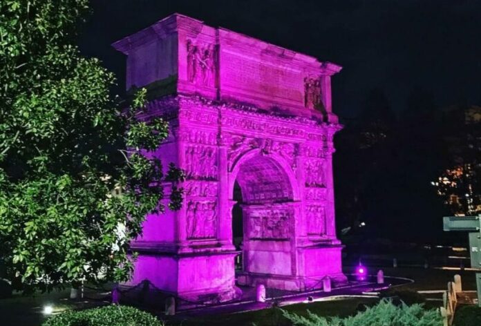 ARCO DI TRAIANO ILLUMINATO ROSA