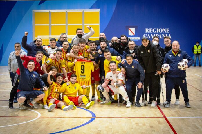 Bn5 foto dedica vittoria al capitano Vincenzo Botta