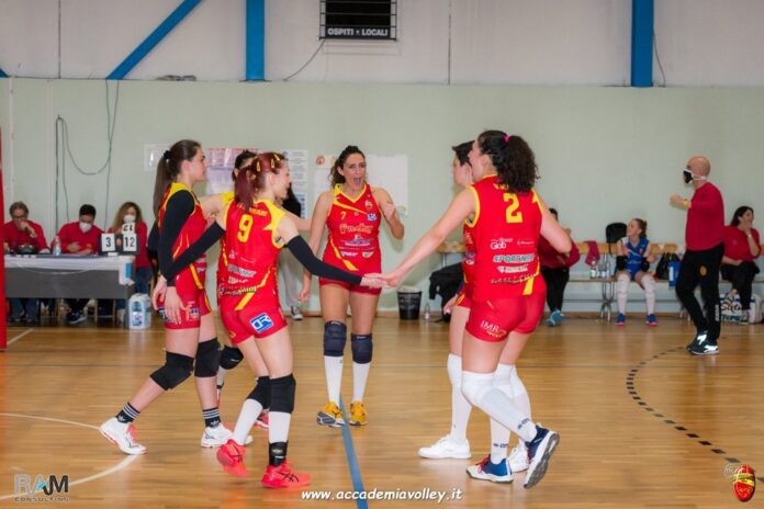 VOLLEY derby benventano