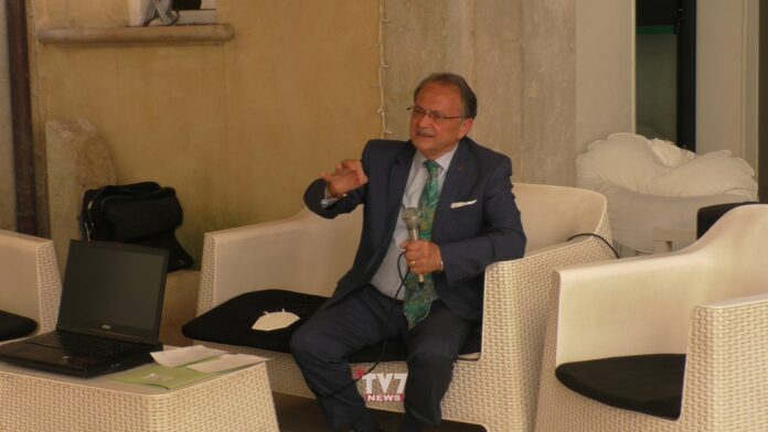 VERGA CONFERENZA (2)