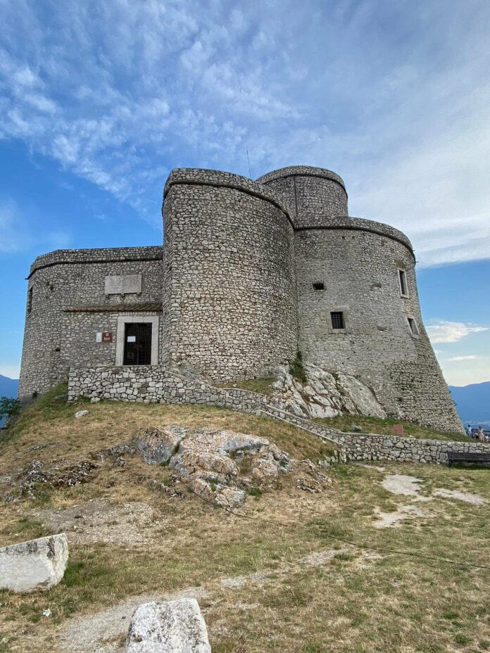 Montesarchio Torre