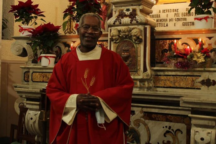 PADRE ROBERT (2)