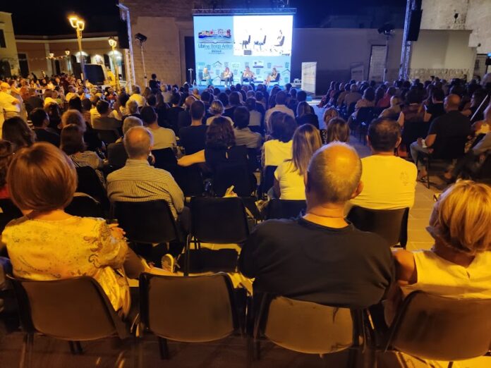 LIBRI NEL BORGO ANTICO 2