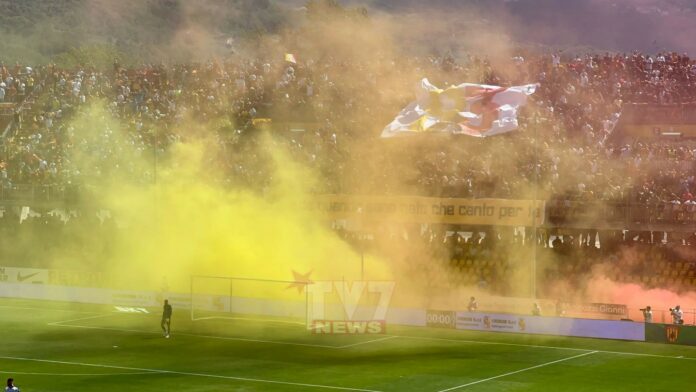 TIFOSI BENEVENTO (6)