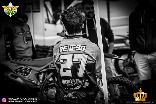 DE IESO CROSS