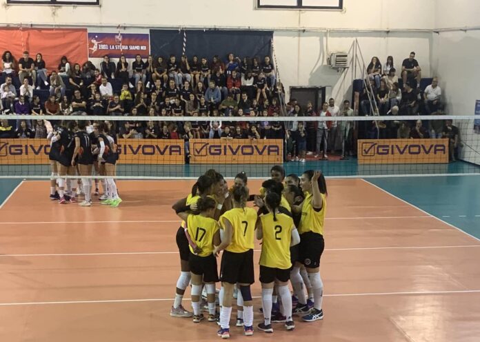 Fiamma Torrese vs Olimpia Volley
