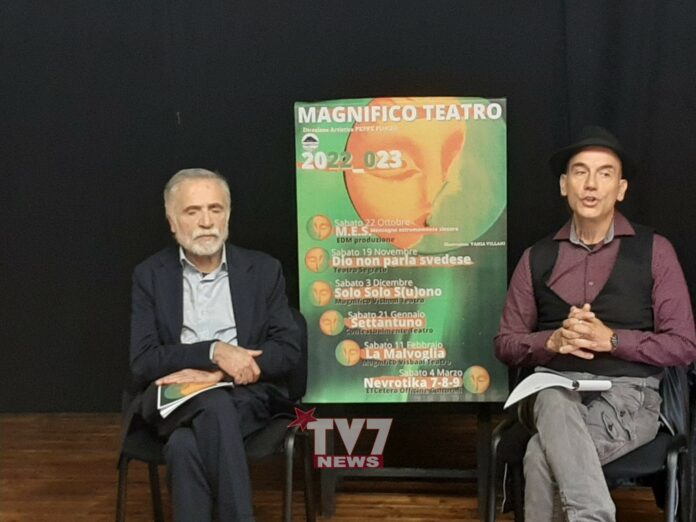 MAGNIFICO TEATRO PRESENTAZIONE 4