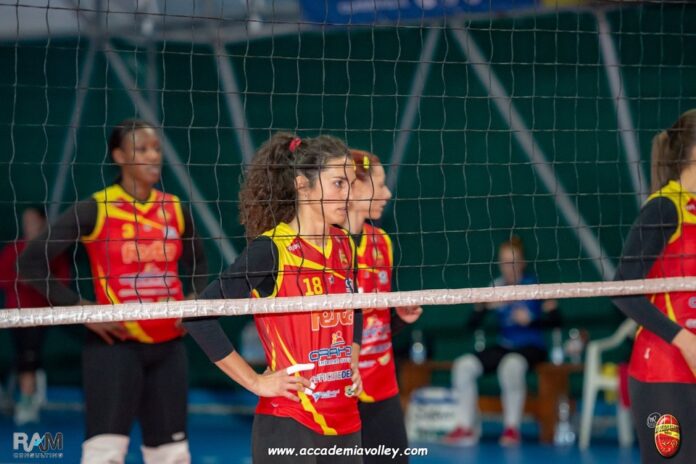accademia a bn con oplonti