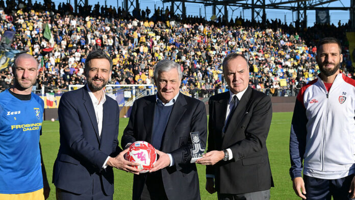 Serie B contro violenza donne