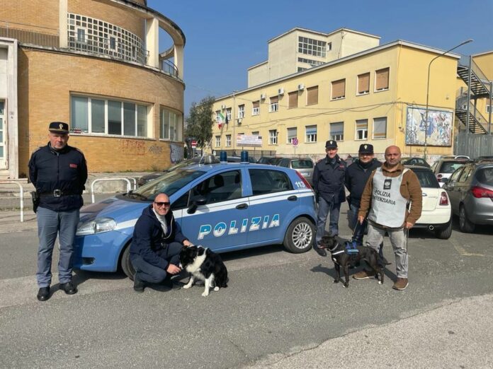 POLIZIA SCUOLE