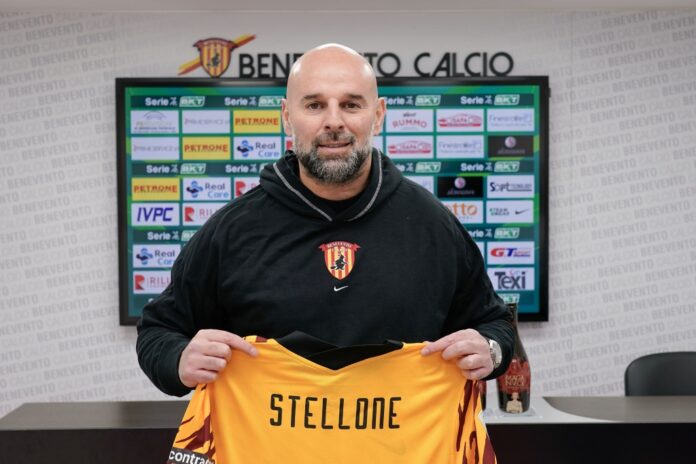Roberto Stellone