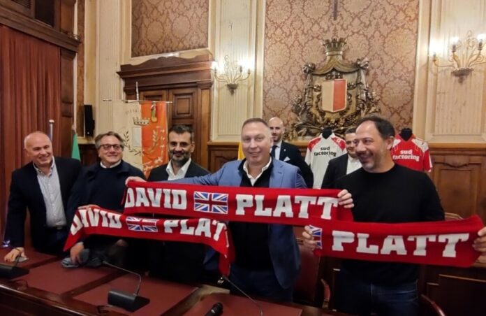David Platt, Decaro e Petruzzelli