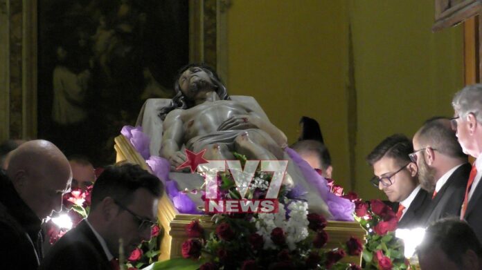 PROCESSIONE CRISTO MORTO (1)