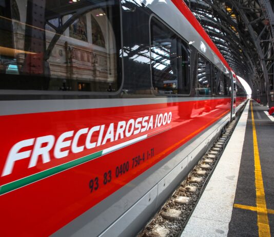 Al via il nuovo collegamento Frecciarossa tra Napoli, Bari e Lecce. Fermerà anche a Benevento