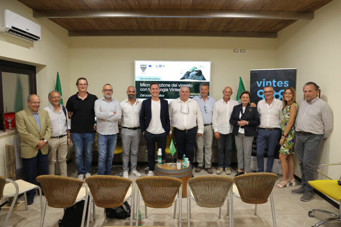 VINIe0671e43-9e63-c43c-a27c-3662e6eccdeb