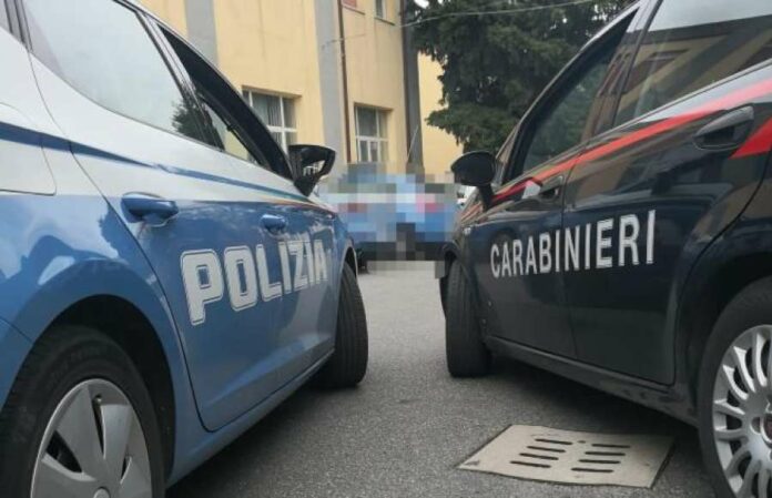CARABINIERI E POLIZIA