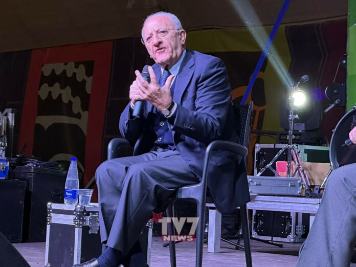 Festa dell’unità vincenzo De Luca -3