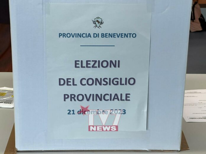 Mastella al voto elezioni Provinciali -5